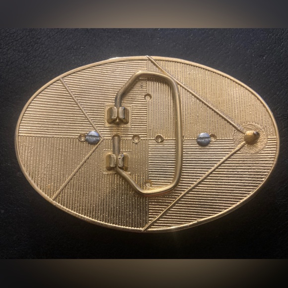 Rare Find Gold & Black Oval Shaped Floral & Leaf Design Belt Buckle - Picture 3 of 16